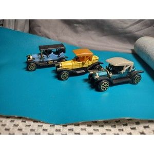 Readers Digest VINTAGE MINIATURE TOY Cars 212 211 301 Lot of 3